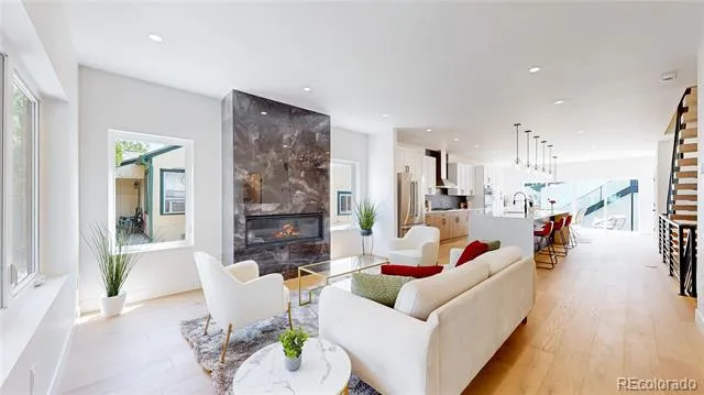 2135 S High Street Denver, CO 80210