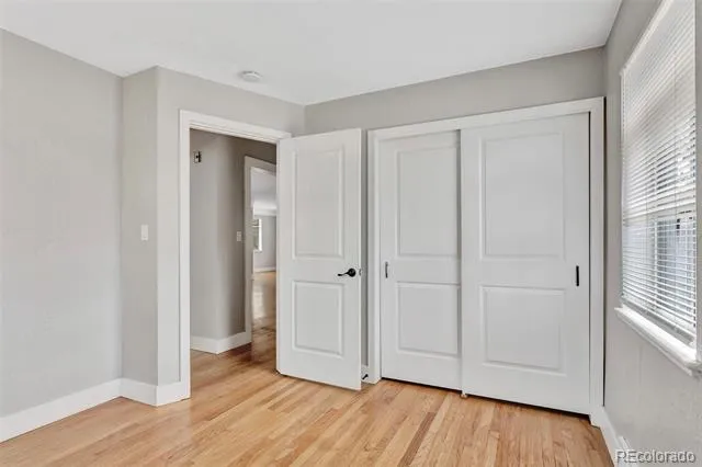 1075 Kingston Street Aurora, CO 80010
