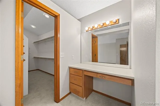 19062 E Chenango Circle Aurora, CO 80015