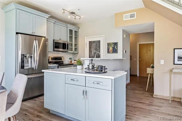 837 E 17th Avenue #3E Denver, CO 80218