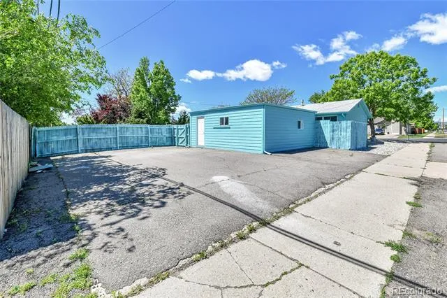 1500 S Wolcott Court Denver, CO 80219