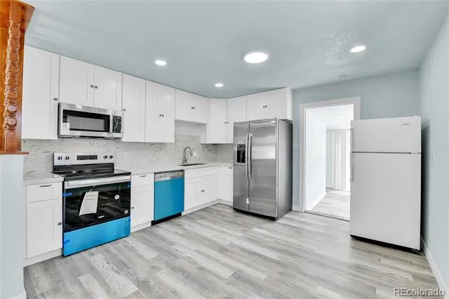 1500 S Wolcott Court Denver, CO 80219