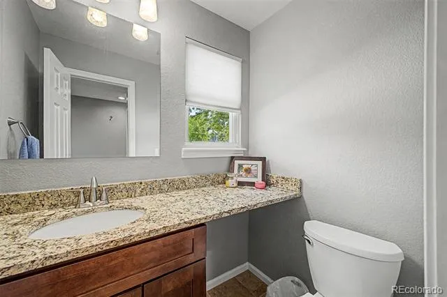 6015 Zang Way Arvada, CO 80004