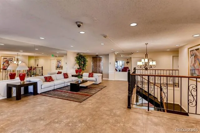 7877 E Mississippi Avenue #102 Denver, CO 80247