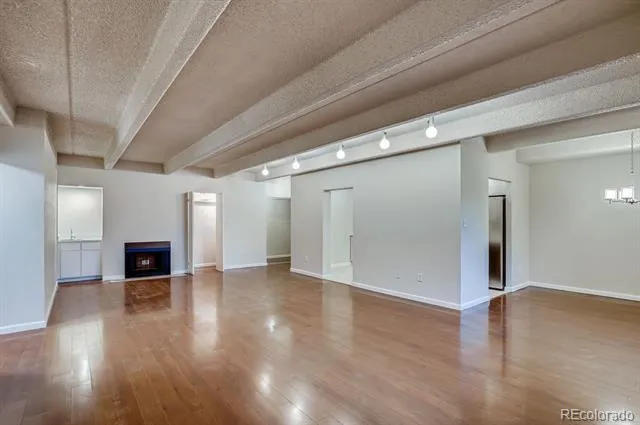 7877 E Mississippi Avenue #102 Denver, CO 80247