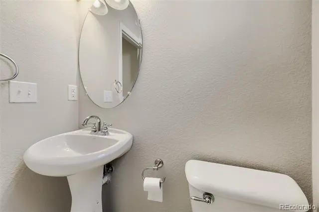 15905 E Geddes Drive #52 Aurora, CO 80016