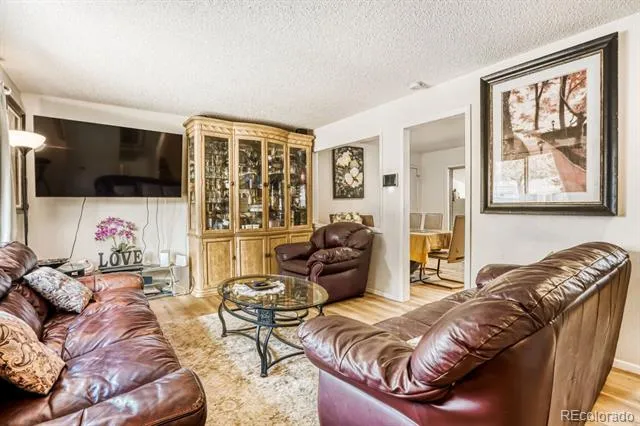 2520 S Fairplay Way Aurora, CO 80014
