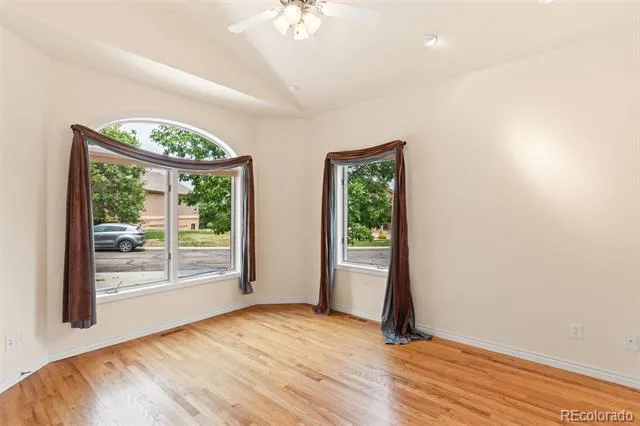 2425 Mesa Crest Grove Colorado Springs, CO 80904