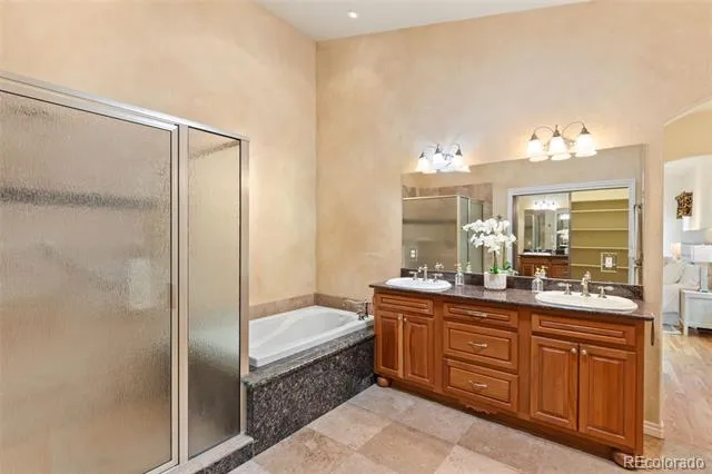 2425 Mesa Crest Grove Colorado Springs, CO 80904