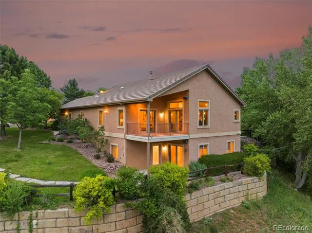 2425 Mesa Crest Grove Colorado Springs, CO 80904