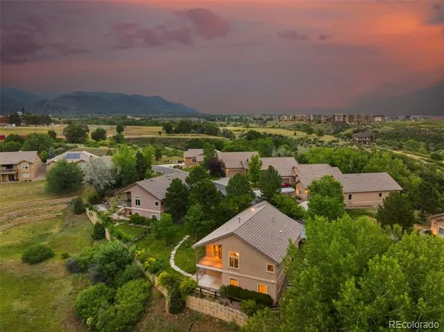 2425 Mesa Crest Grove Colorado Springs, CO 80904