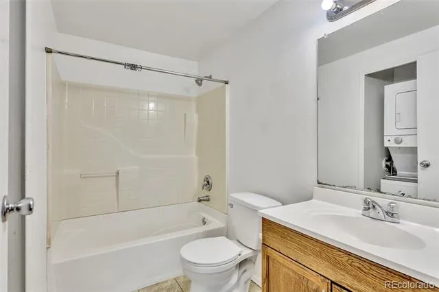 1514 S Ouray Circle #B Aurora, CO 80017