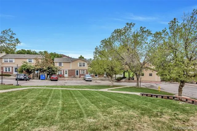 1514 S Ouray Circle #B Aurora, CO 80017
