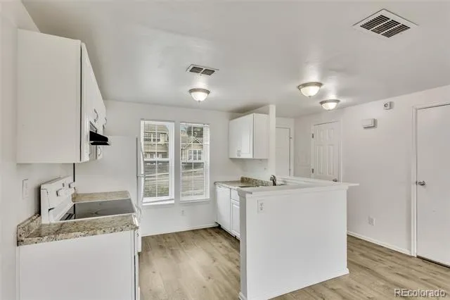 1514 S Ouray Circle #B Aurora, CO 80017