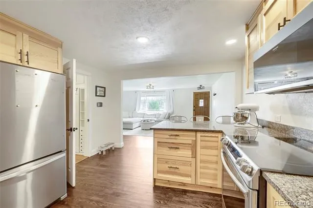 1039 Sunset Street Longmont, CO 80501