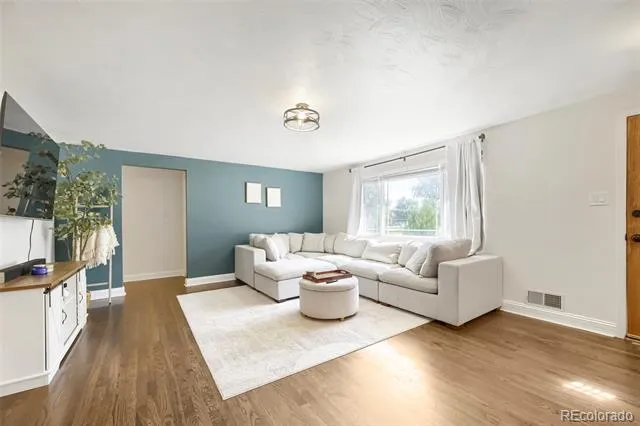 1039 Sunset Street Longmont, CO 80501