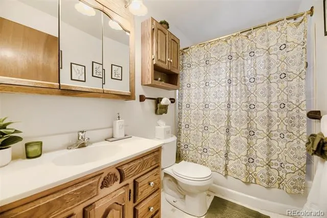 2529 W Mosier Place Denver, CO 80219