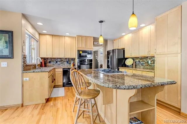 8466 S Nelson Street Littleton, CO 80127