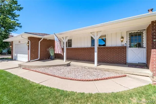 8711 S Ammons Street Littleton, CO 80128