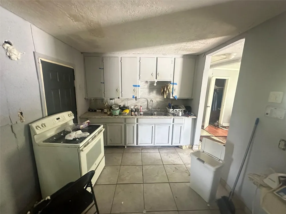 3127 Groton Drive Houston, TX 77051