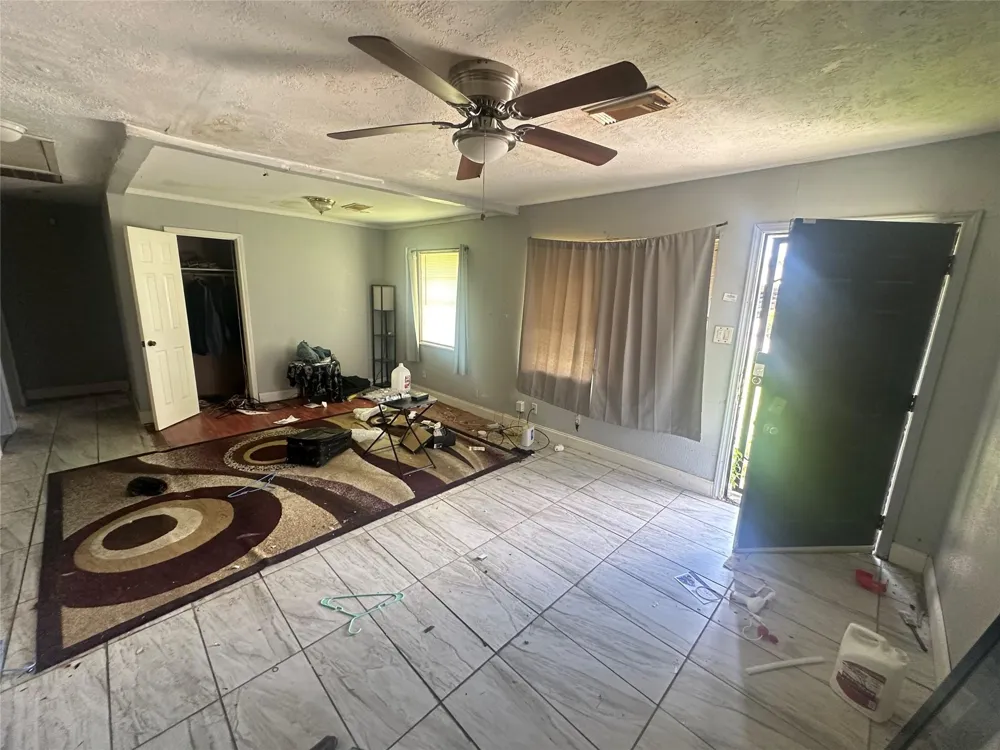 3127 Groton Drive Houston, TX 77051
