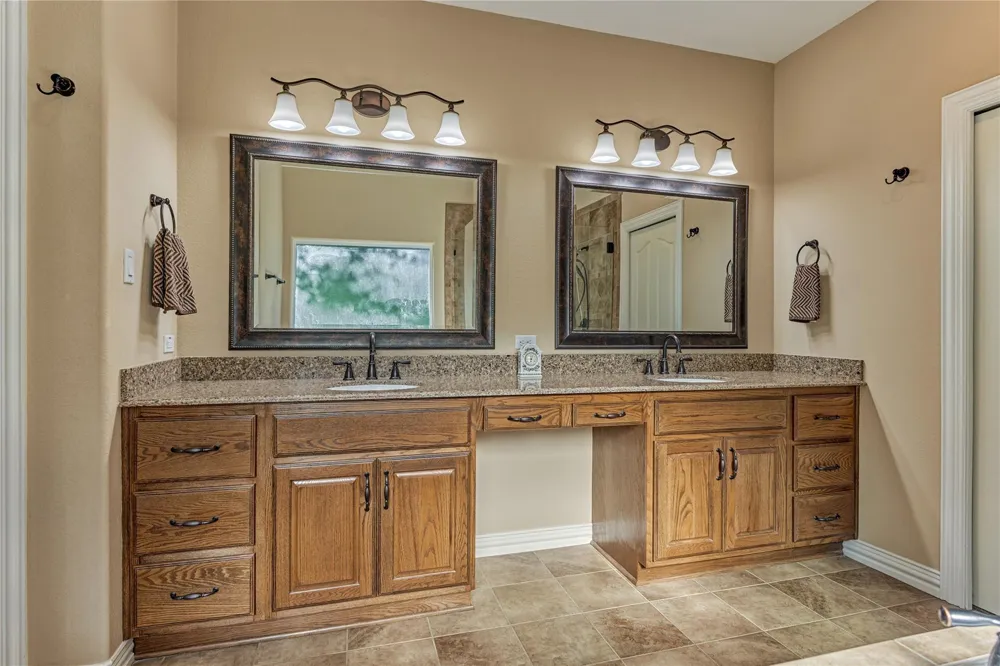 14538 Hillshire Drive Willis, TX 77318