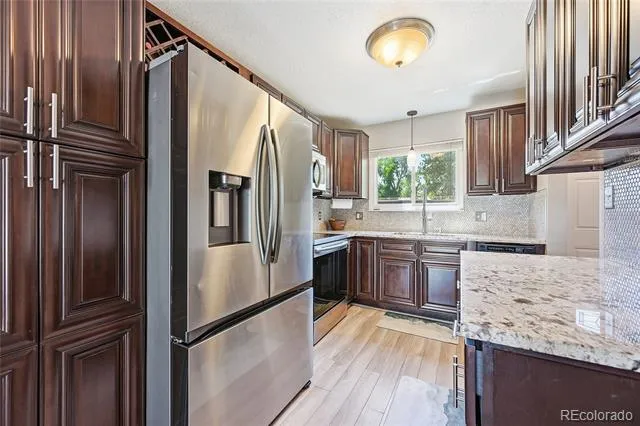 6916 S Broadway Littleton, CO 80122
