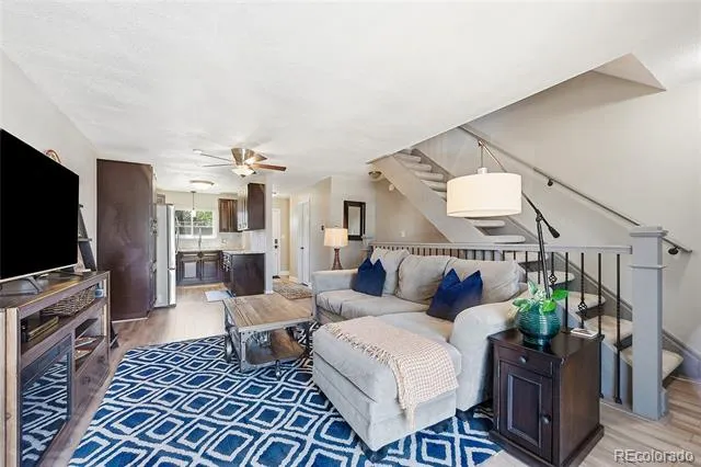 6916 S Broadway Littleton, CO 80122