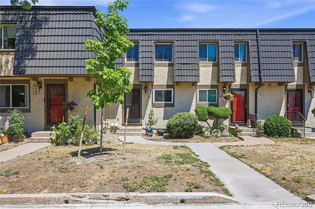 6916 S Broadway Littleton, CO 80122