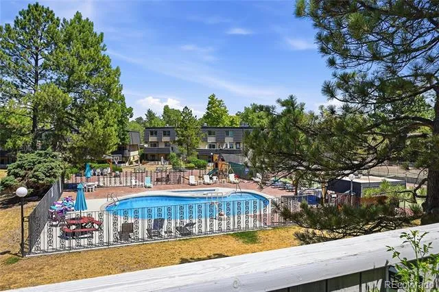 6916 S Broadway Littleton, CO 80122