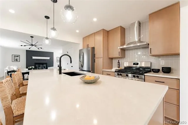 1279 S Raritan Denver, CO 80223