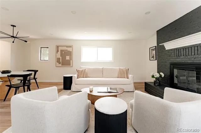 1279 S Raritan Denver, CO 80223