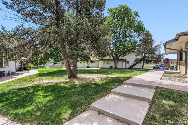 1162 S Eagle Circle #A Aurora, CO 80012