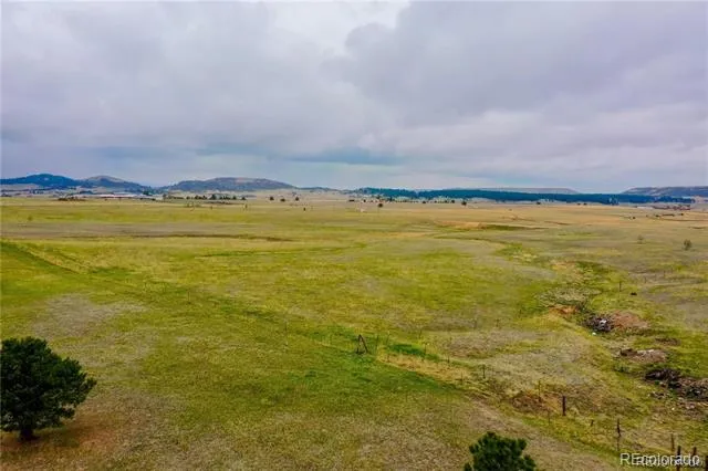 14700 Arfsten Road Larkspur, CO 80118