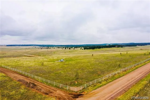 14700 Arfsten Road Larkspur, CO 80118