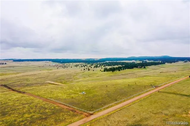 14700 Arfsten Road Larkspur, CO 80118