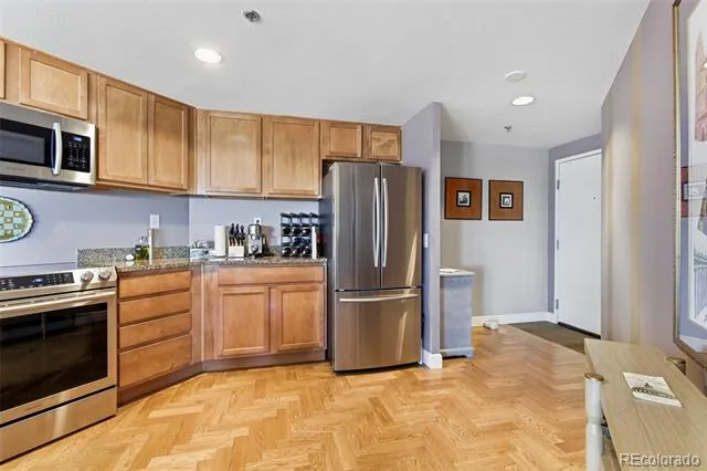 100 Park Avenue #2006 Denver, CO 80205