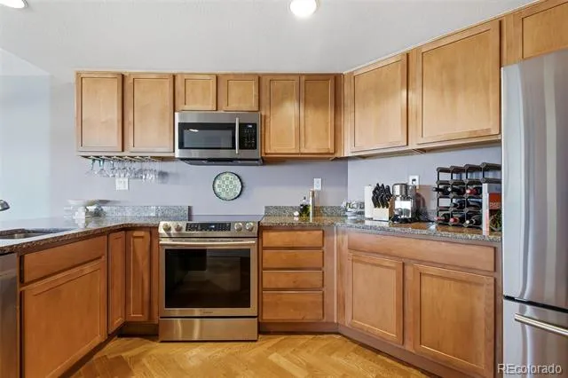 100 Park Avenue #2006 Denver, CO 80205