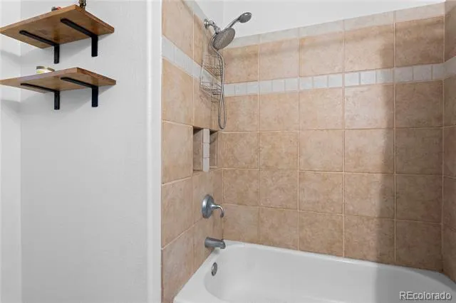 5350 S Picadilly Court Aurora, CO 80015