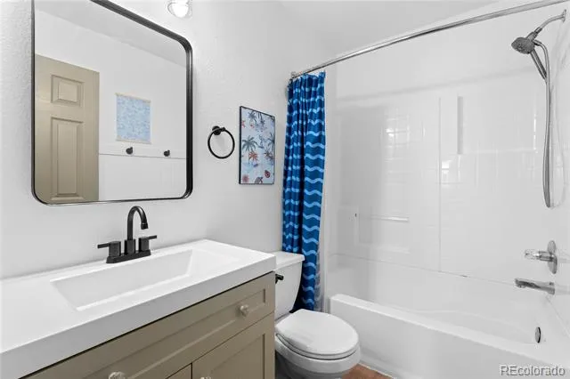 5350 S Picadilly Court Aurora, CO 80015