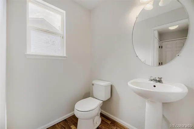 2831 S Walden Way Aurora, CO 80013