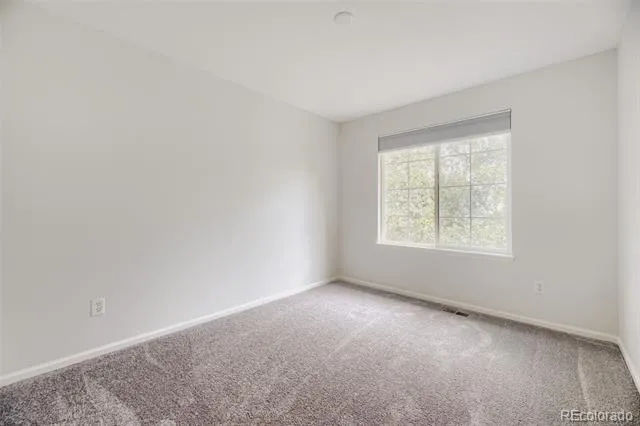 2831 S Walden Way Aurora, CO 80013