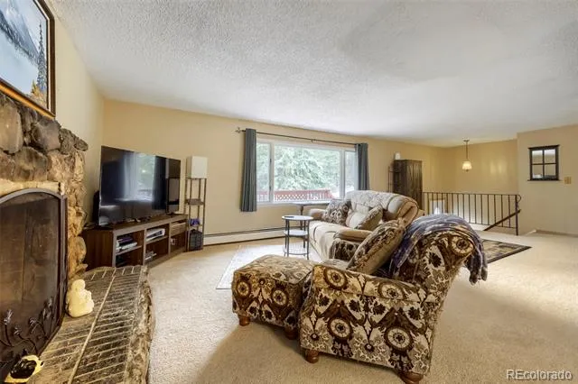21005 State Highway 7 Lyons, CO 80540