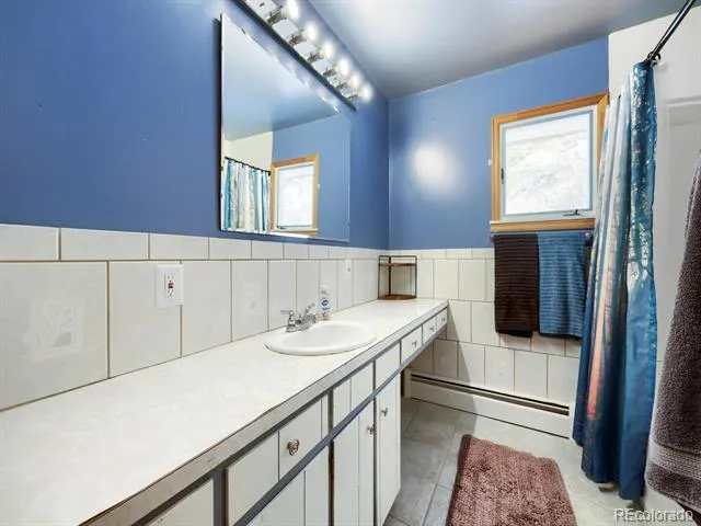 21005 State Highway 7 Lyons, CO 80540