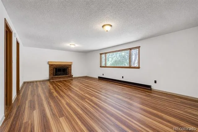 21005 State Highway 7 Lyons, CO 80540