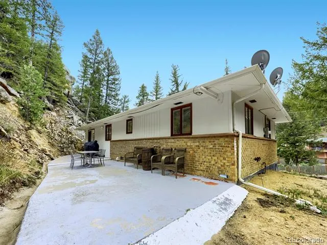 21005 State Highway 7 Lyons, CO 80540