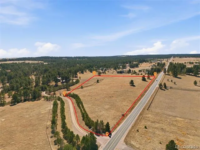 39080 County Road 21 Elizabeth, CO 80107