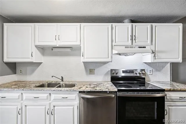 178 Paris Circle Aurora, CO 80011
