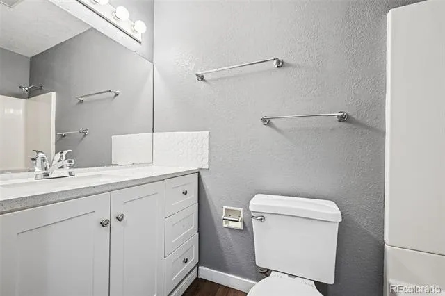 178 Paris Circle Aurora, CO 80011