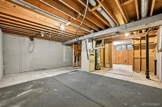 178 Paris Circle Aurora, CO 80011